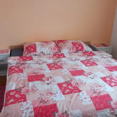 With Parking Space - Kozjak, - 25537 * Vir