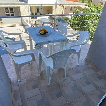 With Parking Space - Kozjak, - 25537 Vir